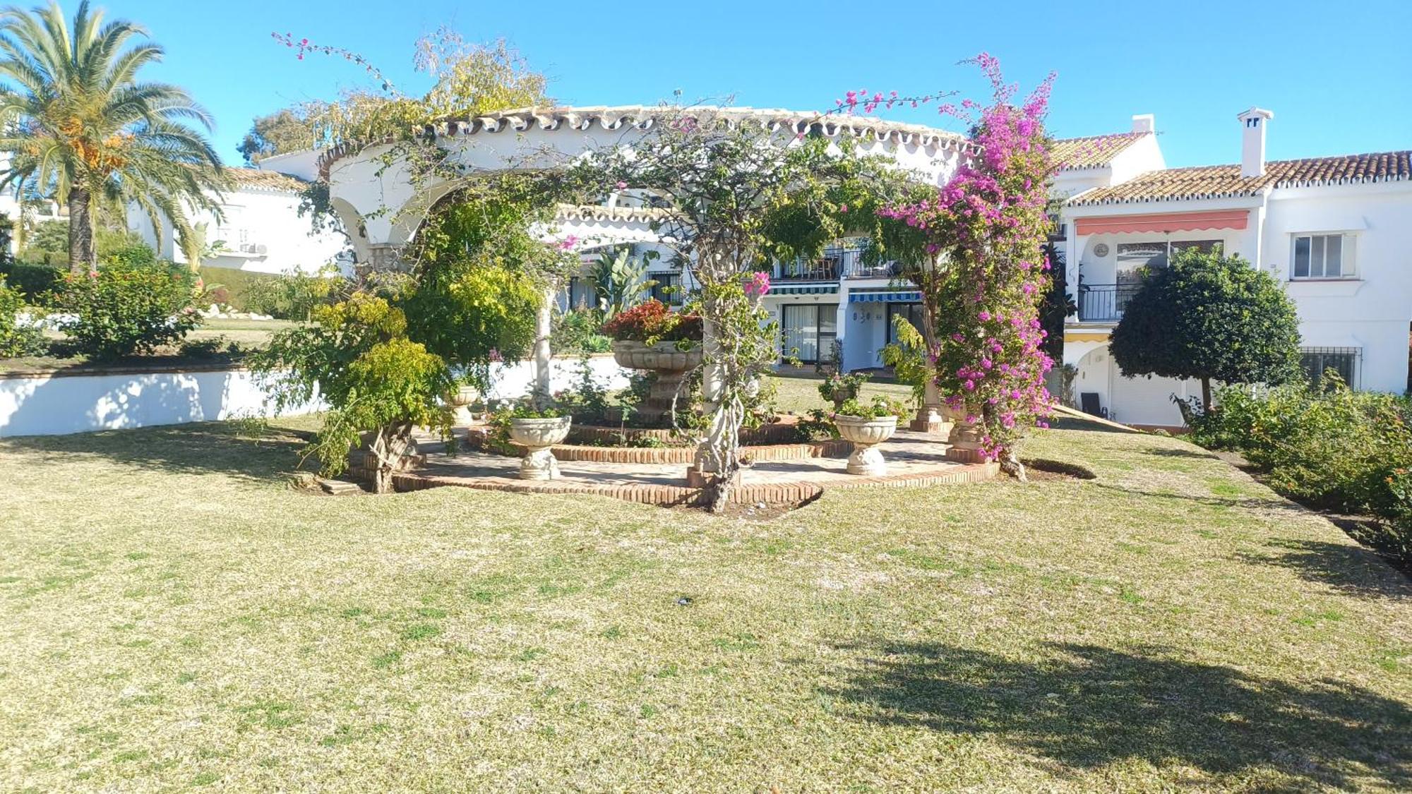 Apartamento Le Joyau Andalou Estepona Exterior foto